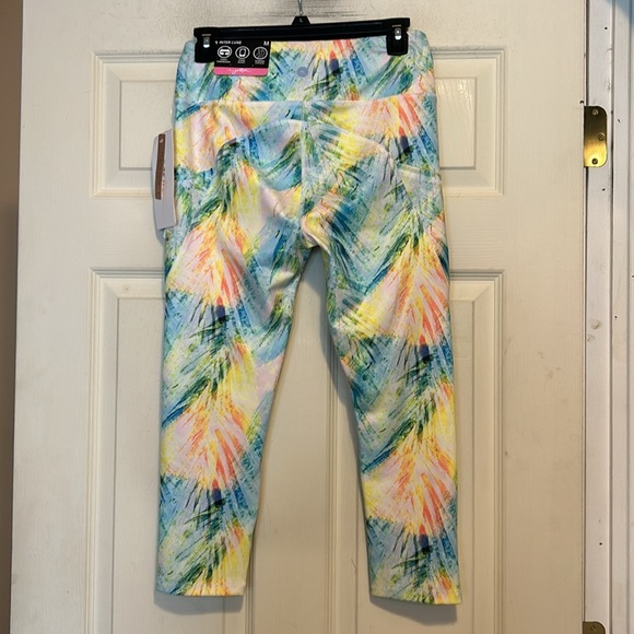 Gottex Capri Length Athletic Leggings Size Medium NWT Women's Green - Picture 4 of 7